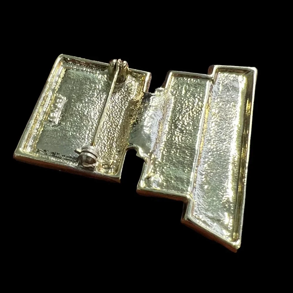 AJC Desktop Computer‎ Brooch Gold Toned Nostalgic Vintage Lapel Pin